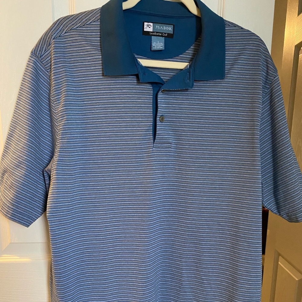 Jos. A.Bank Golf shirt size L 
Excellent condition